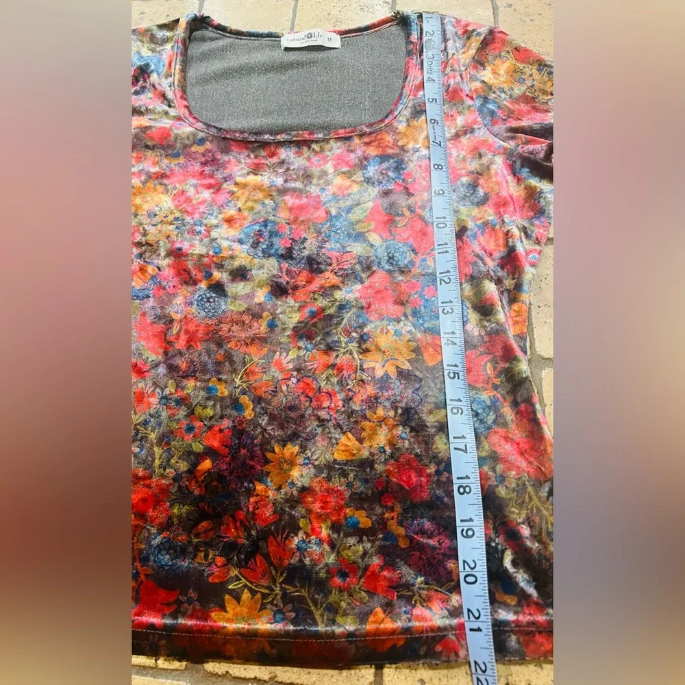 Natural Life Velvet Floral Boho Top Tagged M Fits XS Small - Picture 6 of 9